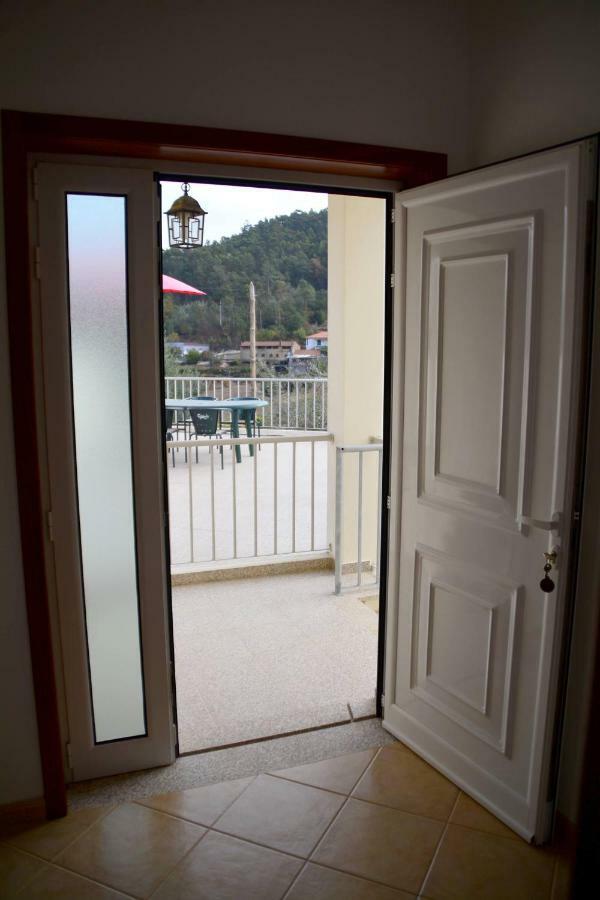 Casa Rebelo-Pet friendly Pensionat Cossourado  Eksteriør billede